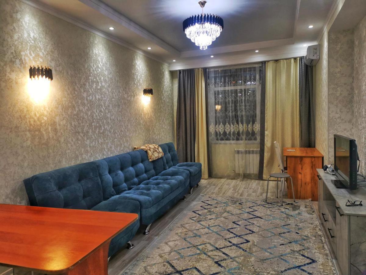 Central Apartment בישקק מראה חיצוני תמונה