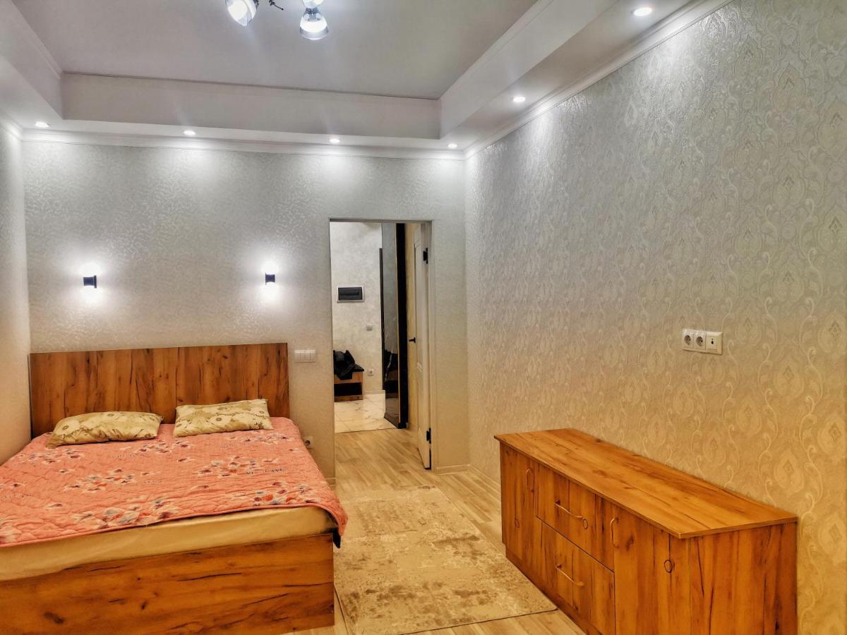 Central Apartment בישקק מראה חיצוני תמונה