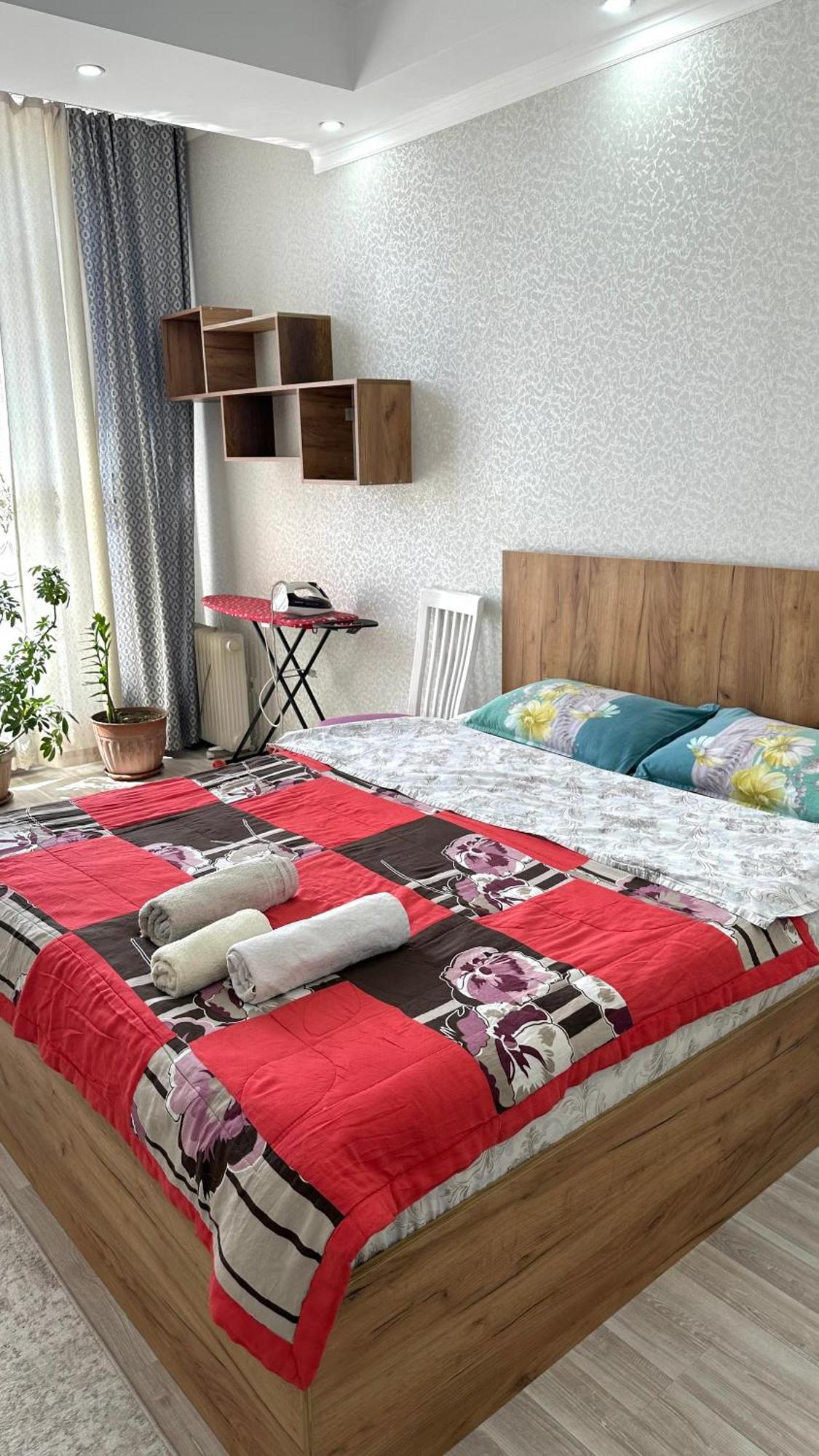 Central Apartment בישקק מראה חיצוני תמונה